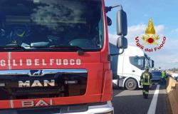 Incidente sulla A4  tra vettura e mezzo pesante