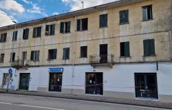 Vercelli: crollo in pizzeria, tutti salvi