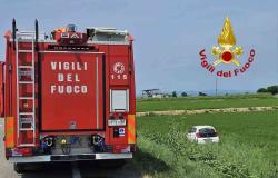 San Germano: auto finisce in una risaia, una persona ferita