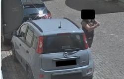 Danneggia un'auto nel centro storico di Casale, identificato il vandalo