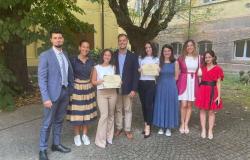 Il Rotaract Sant'Andrea consegna due borse di studio