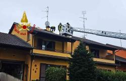 Caresanablot: principio d'incendio in un sottotetto 