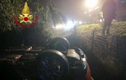 Alice Castello: auto esce di strada e si ribalta