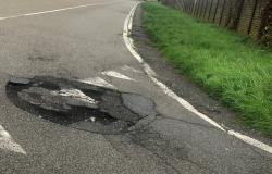 "C'è qualcuno che verifica lo stato delle strade cittadine?"