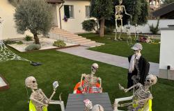 A Caresanablot c'è la "fantasmagorica" casa di Halloween