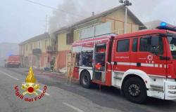 Principio d'incendio in via Walter Manzone