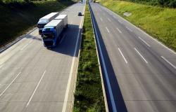 Autotrasporto: "La stangata su pedaggi e diesel rischia di metterci in ginocchio"