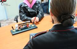 Casale: maltratta la madre poi viola il divieto di avvicinamento