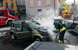 Varallo: autovettura in fiamme in via Geniani