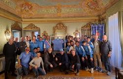 Consegnata in Comune la maglia per i 115 anni del calcio trinese