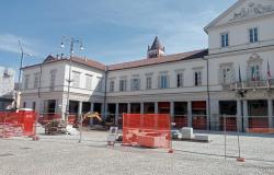 Vercelli: nuova viabilità in piazza del Municipio e in via Palazzo di Città
