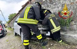 Alice Castello: auto finisce fuori strada