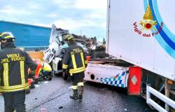 Villarboit: scontro tra due tir sulla A4, una persona in codice rosso