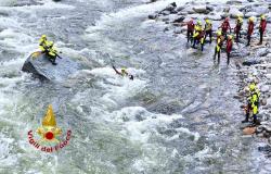 Vigili del fuoco: concluso il corso per soccorritori fluviali alluvionati