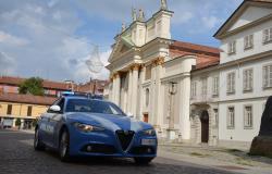 Sorpresa con 700 euro di materiale elettrico nascosto nella borsetta