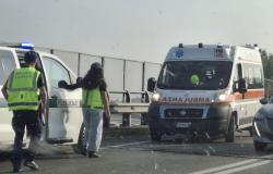 Vercelli: un incidente sul cavalcavia di via Trino blocca il traffico