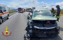 Incidente sulla A4 tra un autoarticolato e una vettura 