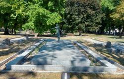 Quei monumenti rotti e anneriti