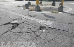 Vercelli: buche pericolose e strade disastrate