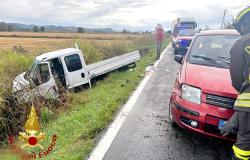 Crescentino: scontro tra auto e furgone a Monticelli