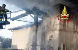 Rovasenda: incendio ad un essiccatore di produzione pellet