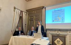 Al Circolo Ricreativo affollata conferenza di Cinzia Lacchia