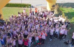 Caresanablot: oltre 150 persone alla camminata in rosa