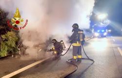 Alice Castello: a fuoco un furgone che trasportava E-bike sulla A5