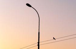 "L'ingresso dalla Tangenziale Nord al Rione Isola è totalmente al buio"