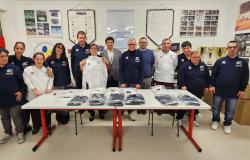 Nuove magliette per l'Associazione sportiva Rosa Blu