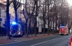 In via XX Settembre l'intervento dei Vigili del Fuoco e dell'ambulanza