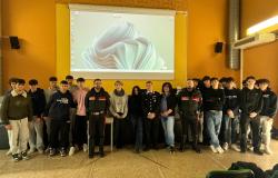All'Istituto agrario "Ferraris" educazione alla legalit&agrave; con i carabinieri