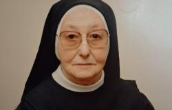 Addio alla 'suora del motorino'