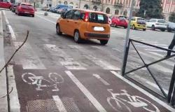 Auto-bicicletta: il terminale della ciclabile &egrave; problematico 