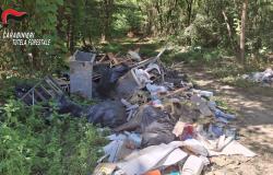 Quinto, abbandonano 500 chili di rifiuti: denuncia e multa da 12mila euro