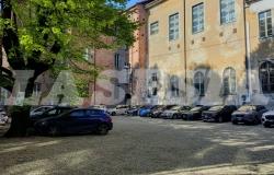 Preso d&rsquo;assalto il parcheggio &ldquo;dentro&rdquo; piazza Alciati