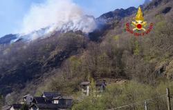 Incendio in Val Mastallone: chiusa al traffico la Sp9 a Cravagliana