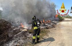 Incendio di masserizie a Motta de' Conti