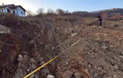 Realizza uno scavo abusivo mentre &egrave; ai domiciliari: torna in carcere