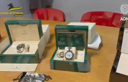 All'asta 350 orologi di contrabbando confiscati a Domodossola