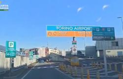 Hanno fatto entrare in Italia oltre 150 clandestini, indagate 9 persone