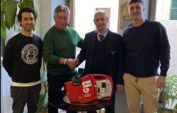 Desana:  in dono un defibrillatore