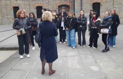 Quattro studentesse del "Lagrangia" vincono un viaggio a Trieste
