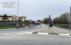 Milano-Torino 2026, il passaggio della corsa a Vercelli (il video)