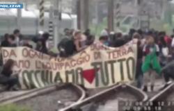 Il video: danneggiamenti durante le proteste a Torino, 18 misure cautelari