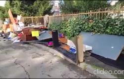 In Via Salvo D'Acquisto l'incivile di turno colpisce ancora