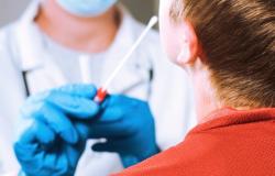 Scuole: dal 7 febbraio tamponi gratuiti in farmacia con ricetta medica
