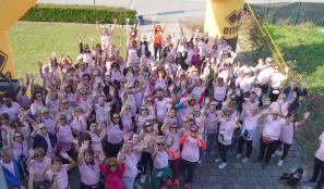 Caresanablot: oltre 150 persone alla camminata in rosa