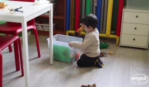 "Stop ai falsi miti sull'autismo": la campagna di Angsa Novara Vercelli