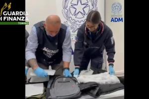 Sequestrati 9 chilogrammi di cocaina all’aeroporto "Pertini" di Torino